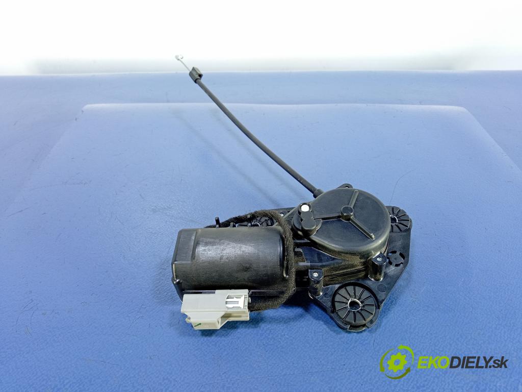 Volvo S90 2018 zámek Klapky: Kufr