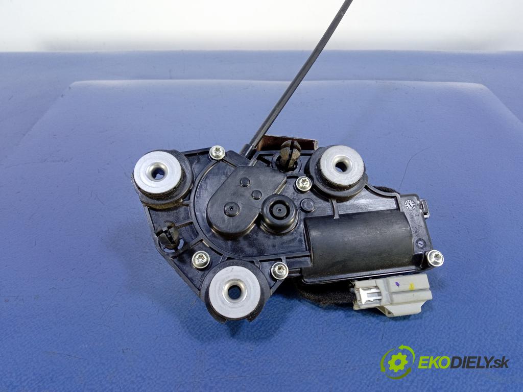 Volvo S90 2018 zámek Klapky: Kufr