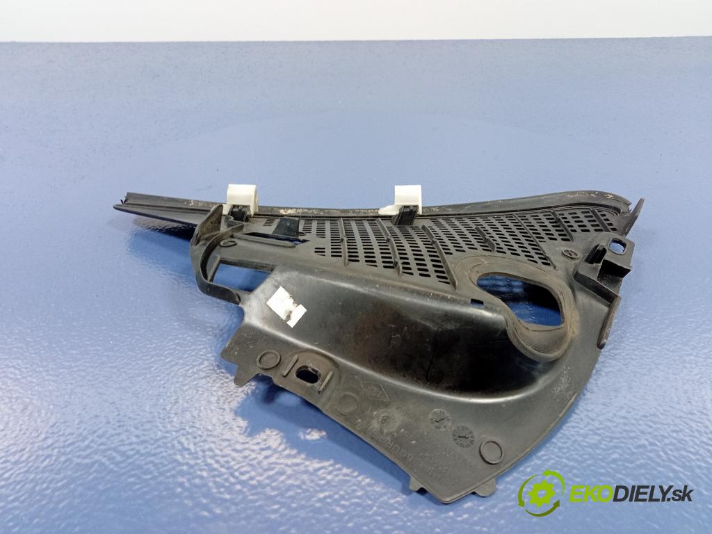 Renault Megane 2009 torpédo 668620010R