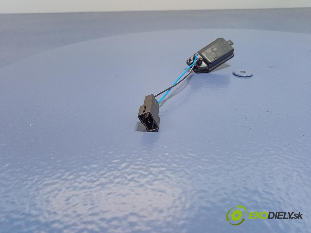 Mercedes C-klasa 0 zpětné zrcátko Že jo: A3170430