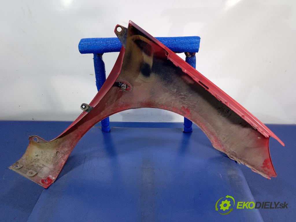 Peugeot 307 2001 Blatník Přední Levý: EKB