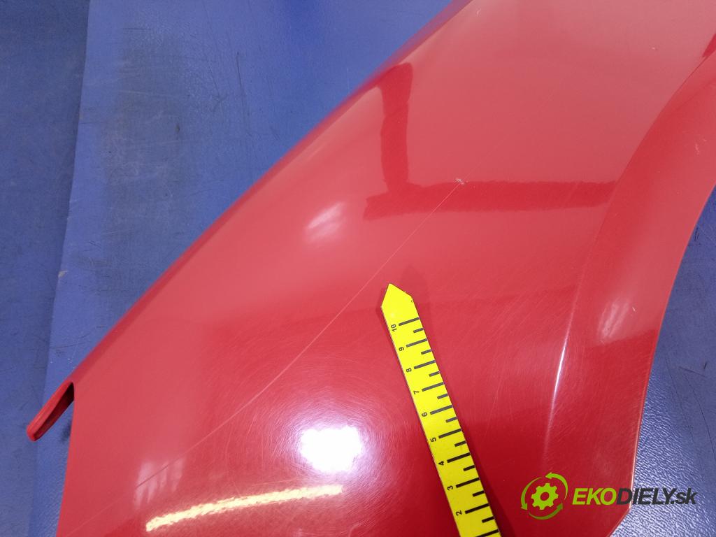 Peugeot 307 2001 Blatník Přední Levý: EKB
