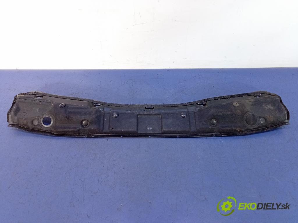 Kia Carens 2007 torpédo 
