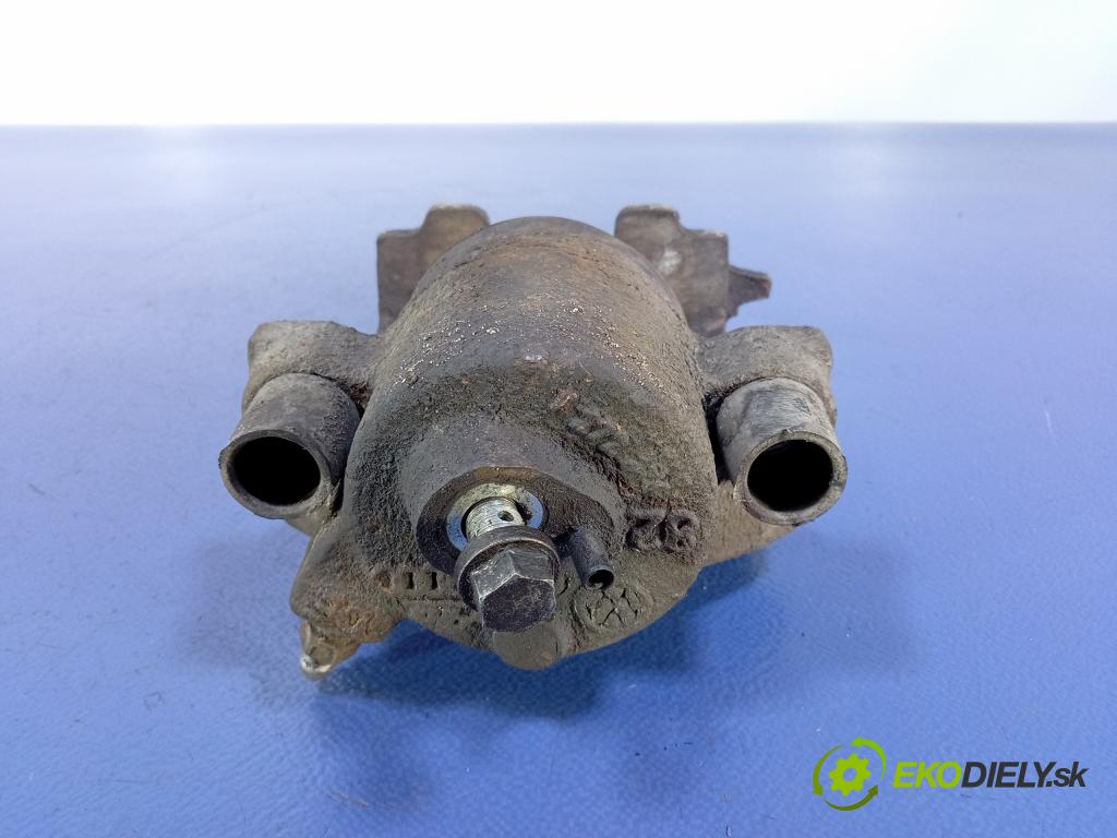 Audi A3 2005 brzdič brzdový Predná časť: v pravo: 01