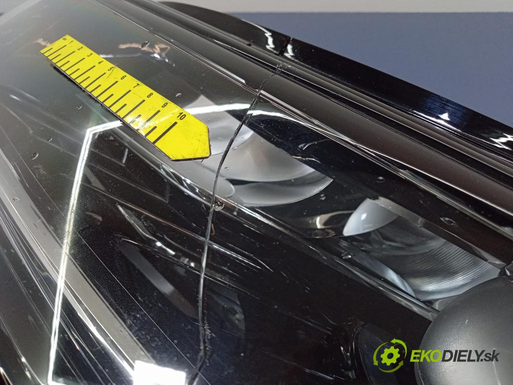 Skoda Kodiaq 0 Reflektor: Vľavo: 566941015H