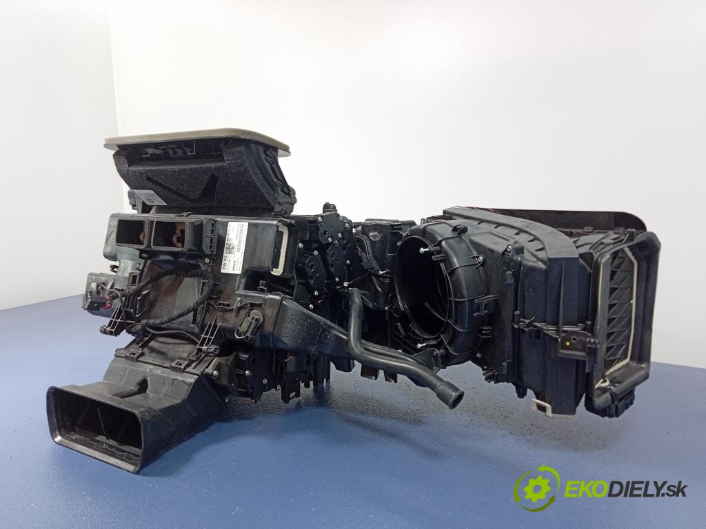 Bentley Bentayga 2018 radiator 4M1820005AA