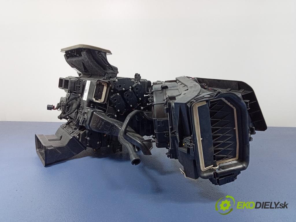Bentley Bentayga 2018 radiator 4M1820005AA