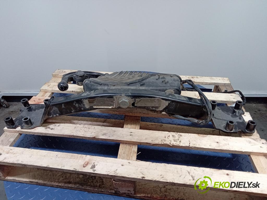 Audi Q7 0 oko Do Přívěsy 4M0803881G