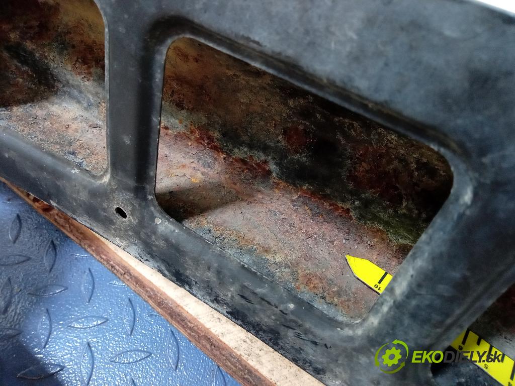 Skoda Fabia 2002 výztuha narazník Přední 6Y0307109A