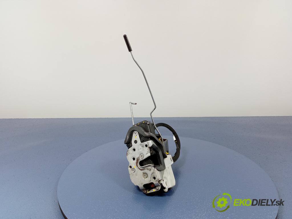 Opel Insignia 2011 zámek dveře Přední Levý: 13577979