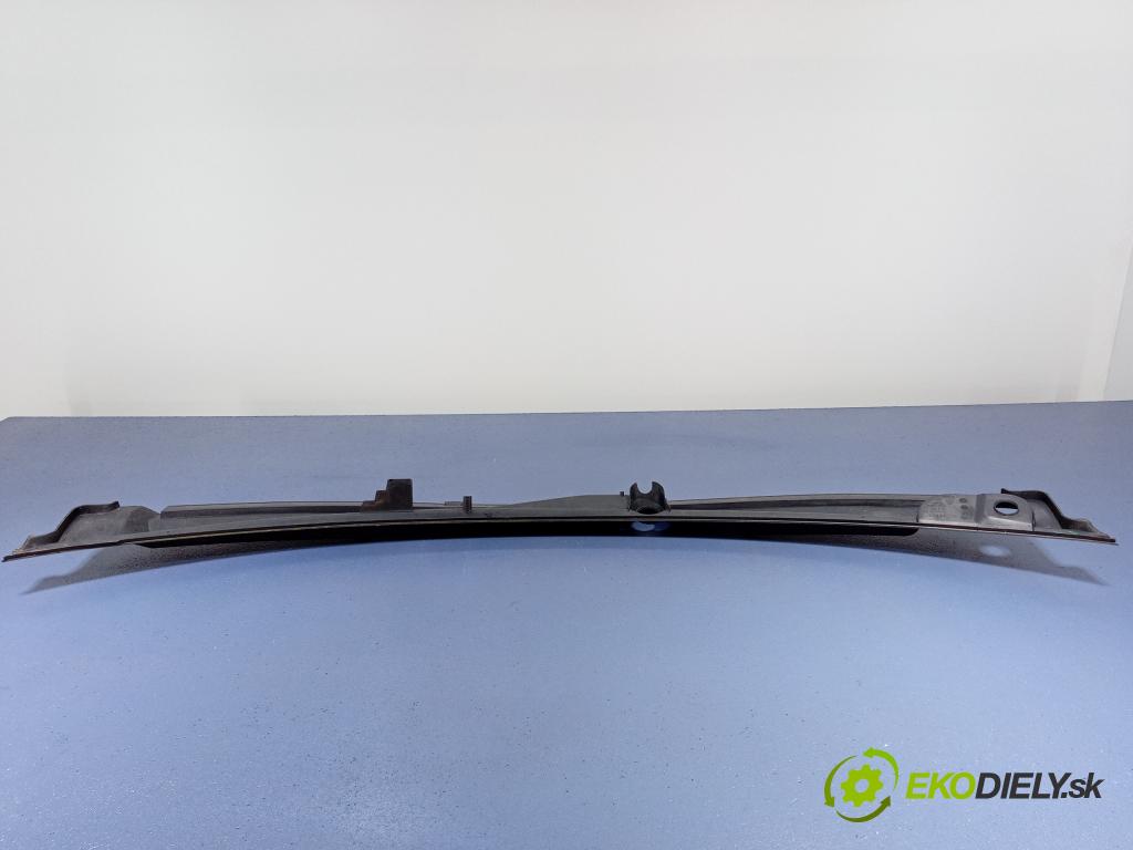Audi A6 2006 torpédo 4F1819403