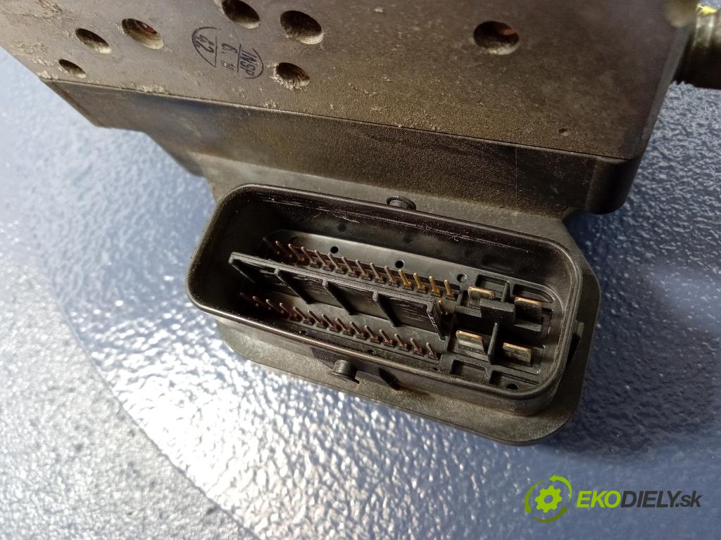 Lexus IS 2007 čerpadlo ABS x 44540-53170