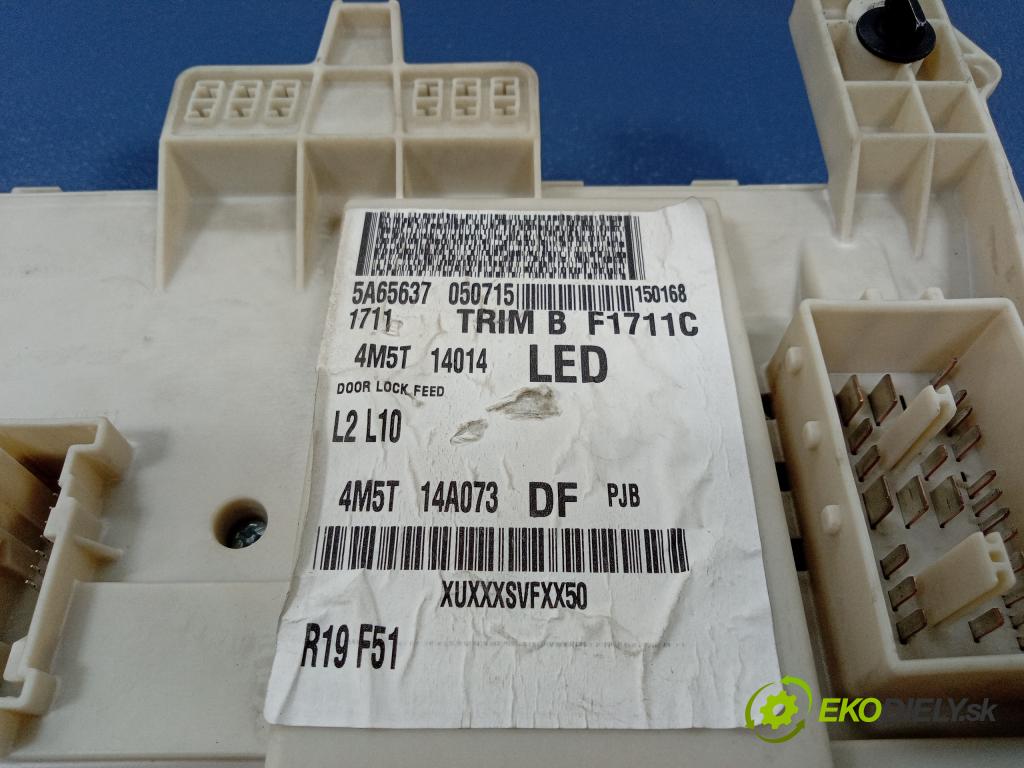 Ford Focus 2005 skrinka Poistky: 4M5T-14A073-DF