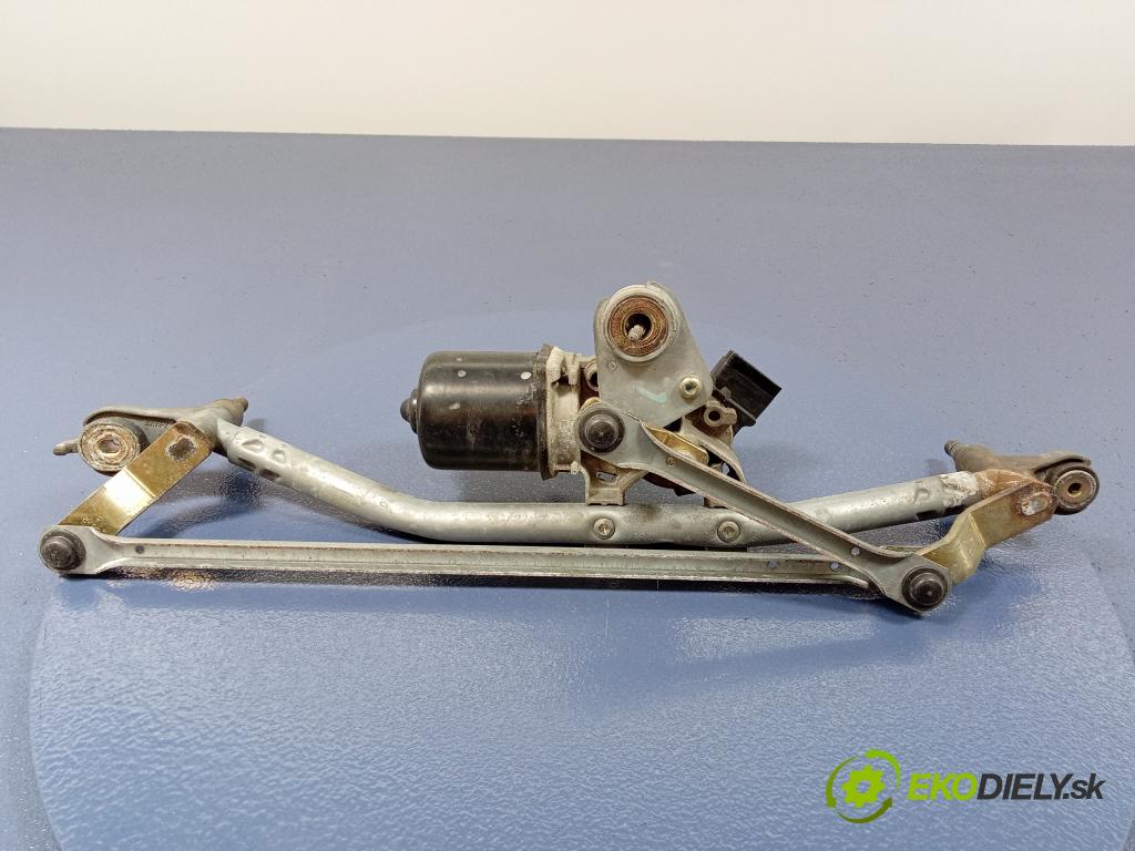Citroen C3 2003 mechanizmus motor: Stierače: Predná časť: 01