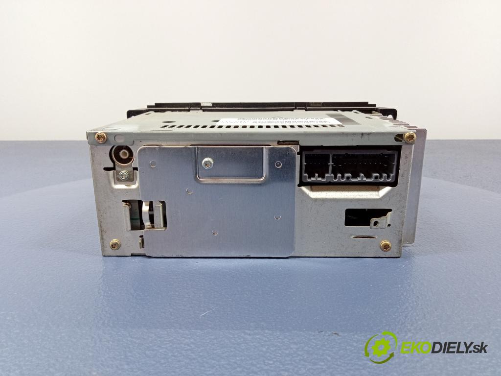 Dodge Caravan 2003 Radio I Navigácia: P05064354AJ