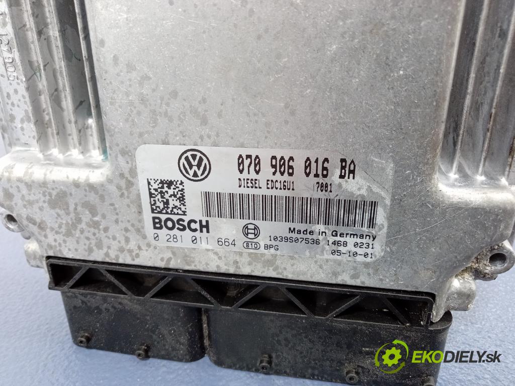 Vw Transporter 2005 řídící jednotka Motor: 070906016BA