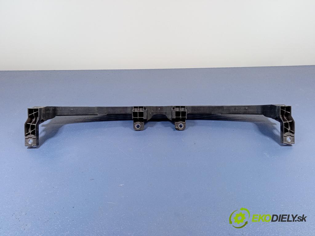 Vw Passat 0 výztuha Čelní / stěna Přední 3C8807889