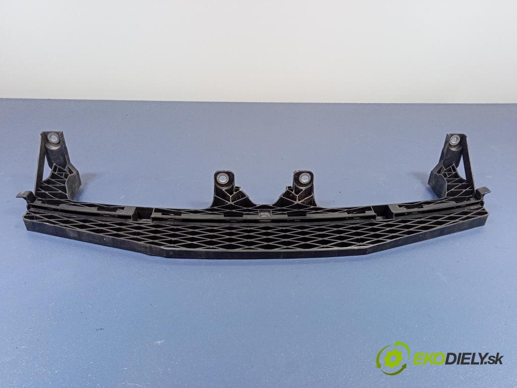Vw Passat 0 výztuha Čelní / stěna Přední 3C8807889