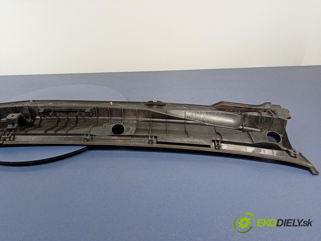 Toyota Corolla verso 2004 torpédo 55709-13030