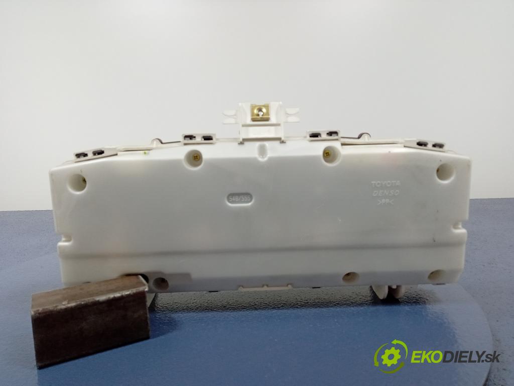 Toyota Corolla verso 2004 prístrojovka/ budíky 83800-13150