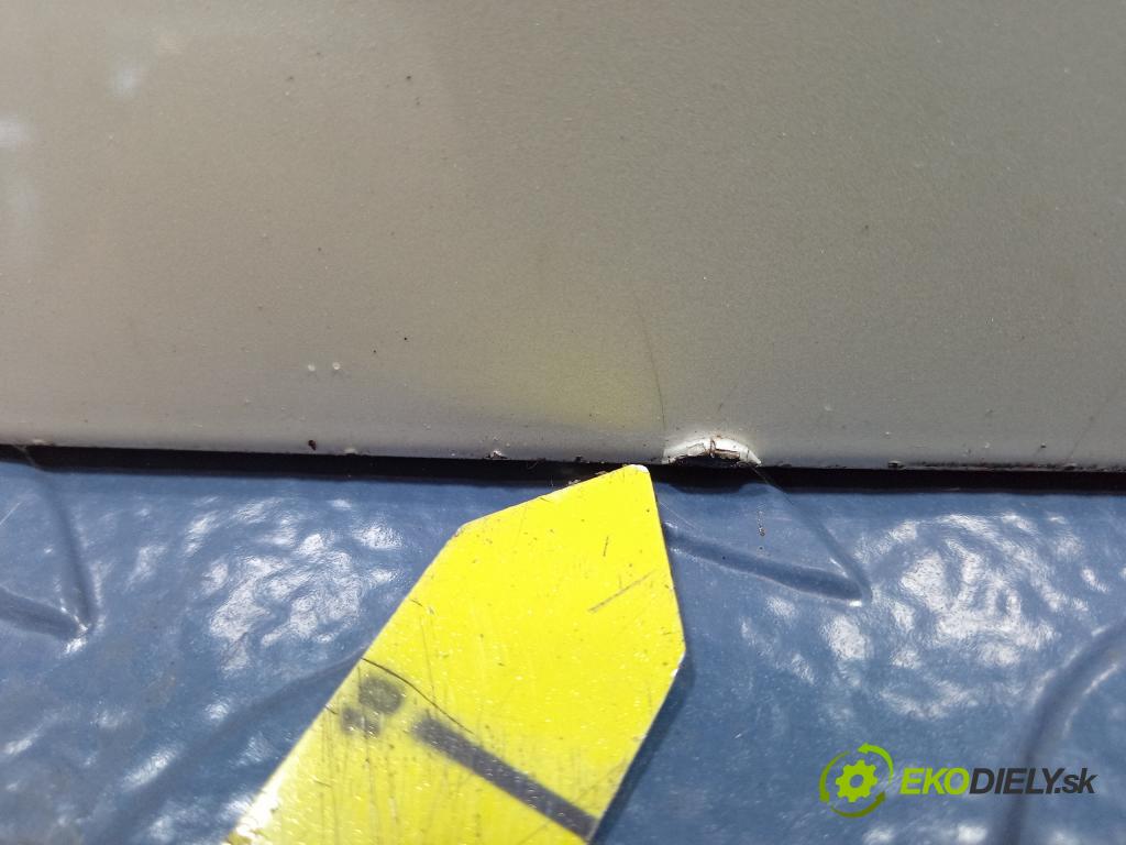 Suzuki Swace 0 zadní dveře kufra: Kufr 67149-02140