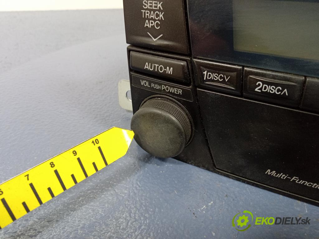 Mazda Premacy 2004 Radio I Navigácia: 01