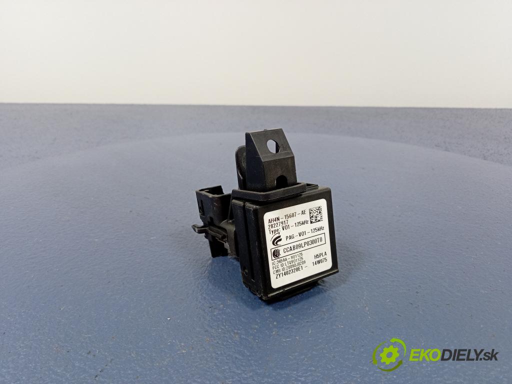 Volvo S40/V40 2014 řídící jednotka Motor: 31355712