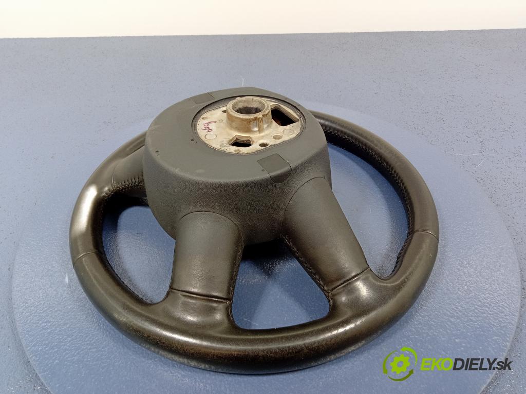 Audi A4 2008 volant 8K0419091B