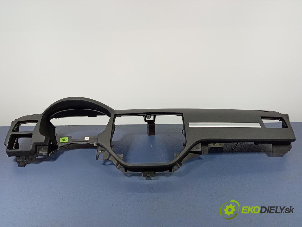 Ford C-max 2004 kokpit,pristrojová doska Distribúcia: 3M5X-R04305-AHW