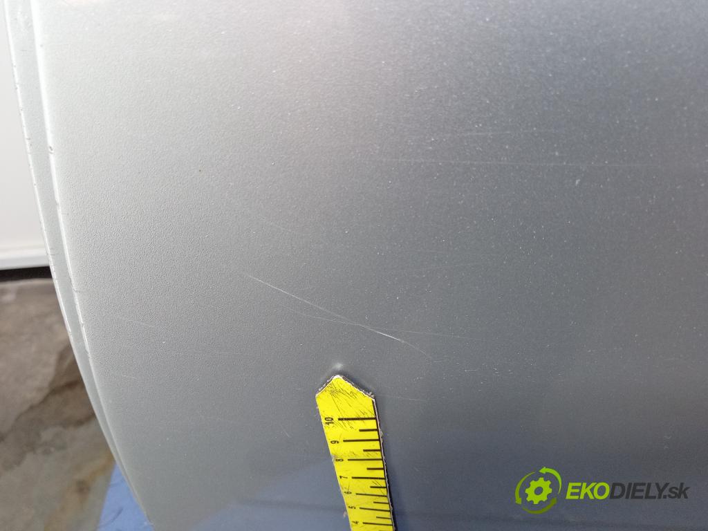 Opel Astra 2005 dvere ty: Vľavo: 01