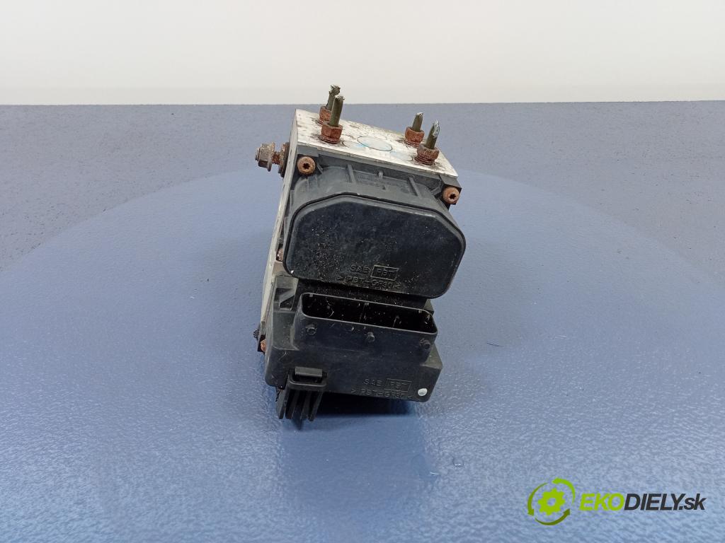 Subaru Forester 2001 čerpadlo ABS x 11000040690