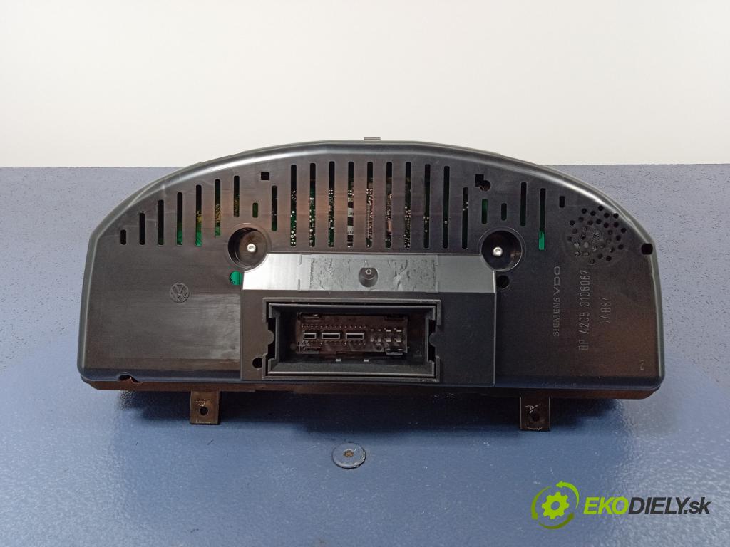 Vw Passat 2006 prístrojovka/ budíky 3C0920870F