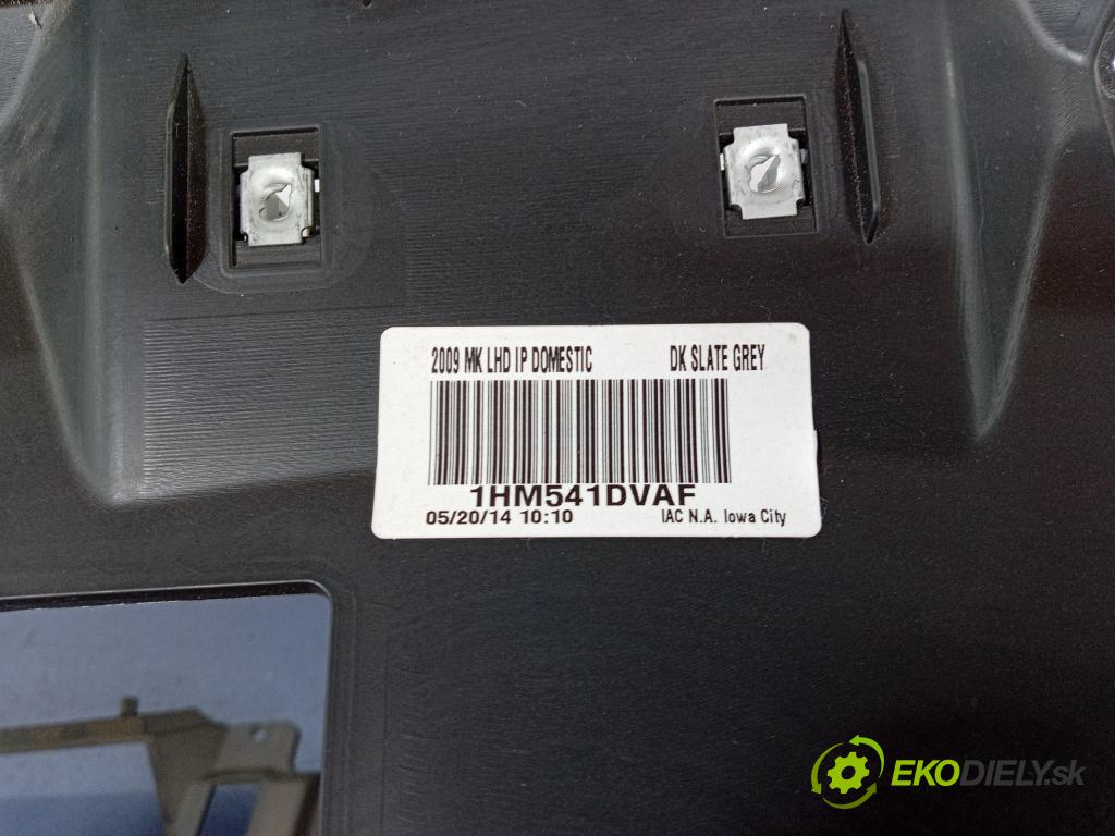 Jeep Compass 2014 kokpit,pristrojová doska Distribúcia: 1HM541DVAF