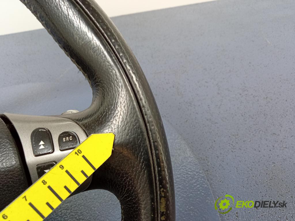 Alfa romeo 147 2002 volant 01