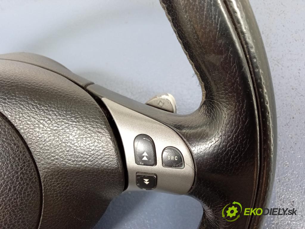 Alfa romeo 147 2002 volant 01