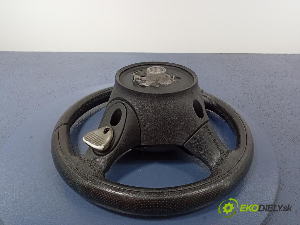 Alfa romeo 147 2002 volant 01