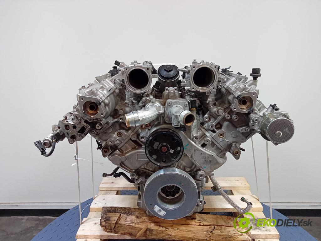 Alfa romeo Stelvio 2021 motor Benzín 01