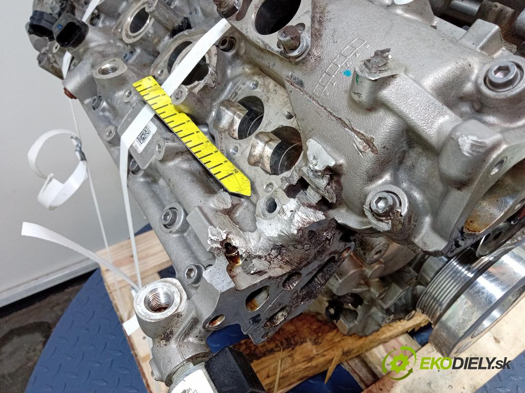 Alfa romeo Stelvio 2021 motor Benzín 01