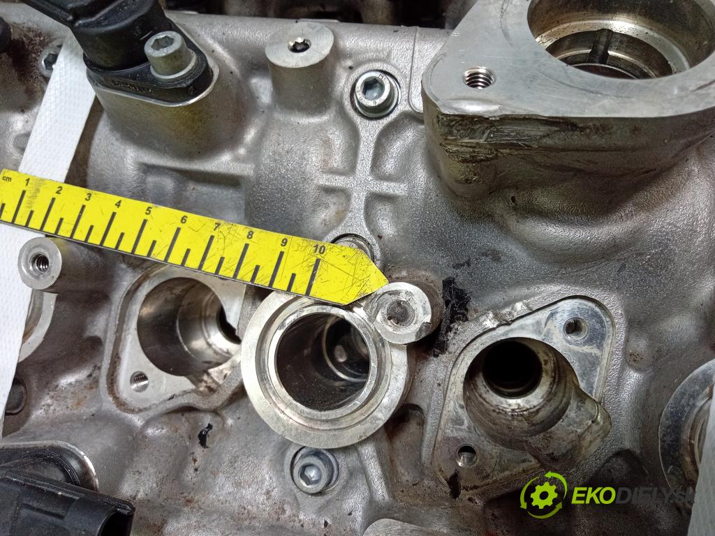 Alfa romeo Stelvio 2021 motor Benzín 01