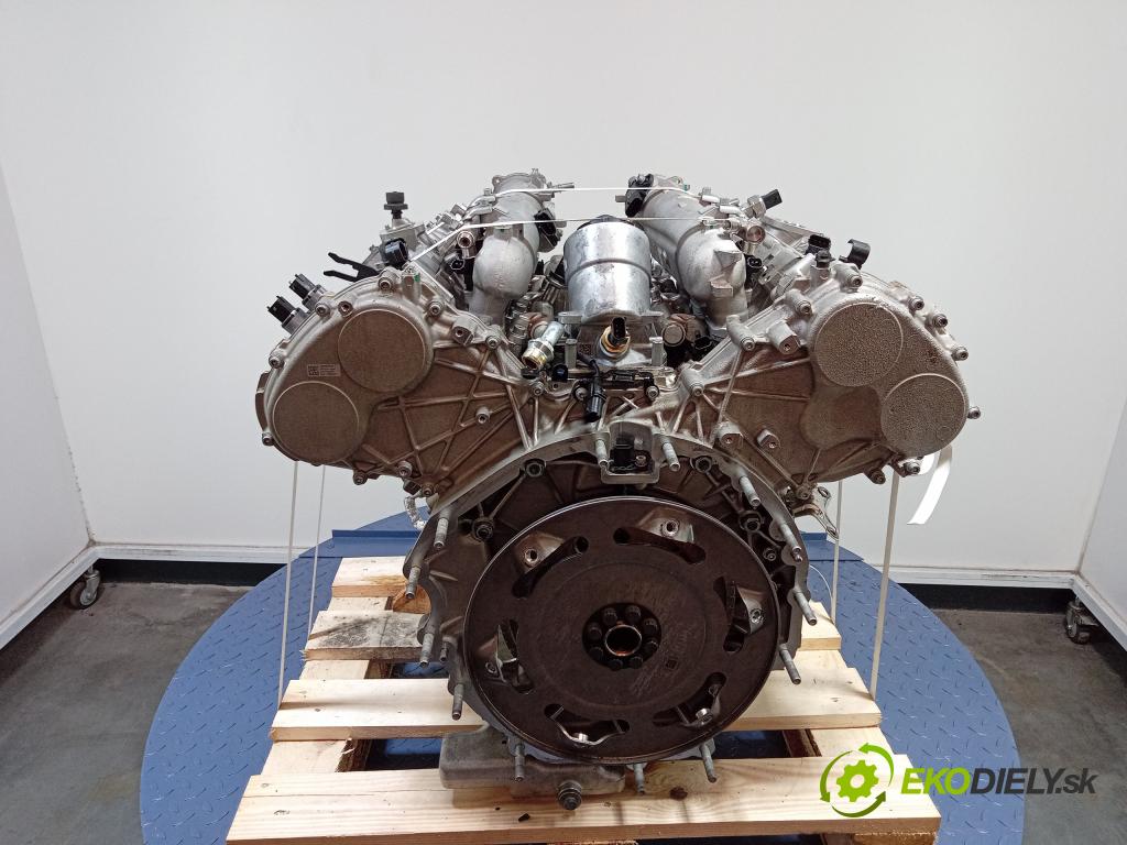 Alfa romeo Stelvio 2021 motor Benzín 01