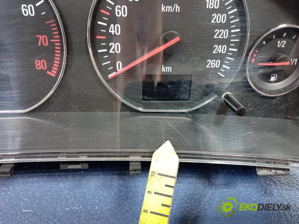 Opel Signum 2003 prístrojovka/ budíky 13144233UJ