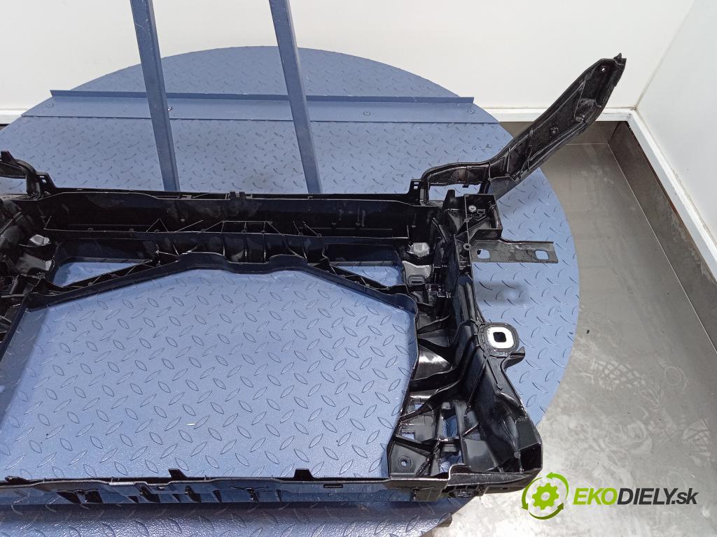 Audi A3 0 výztuha Čelní / stěna Přední Z4826007V0