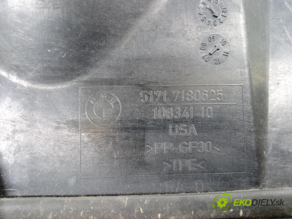 Bmw X6 2010 Chladič: oleja 51717180625
