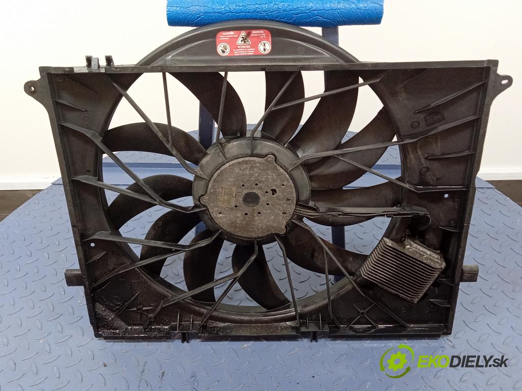 Mercedes S-klasa 2003 Ventilátor Chladiče: A2205000293