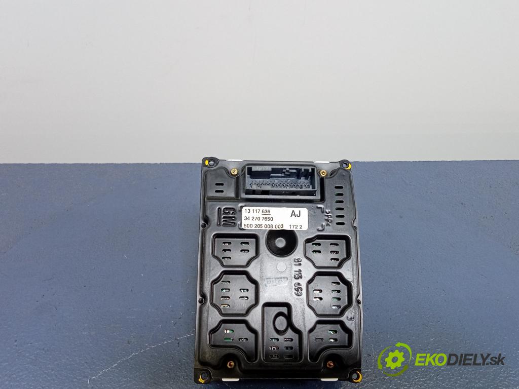 Opel Vectra 2002 Displej: Rádio: / GPS 13117636AJ
