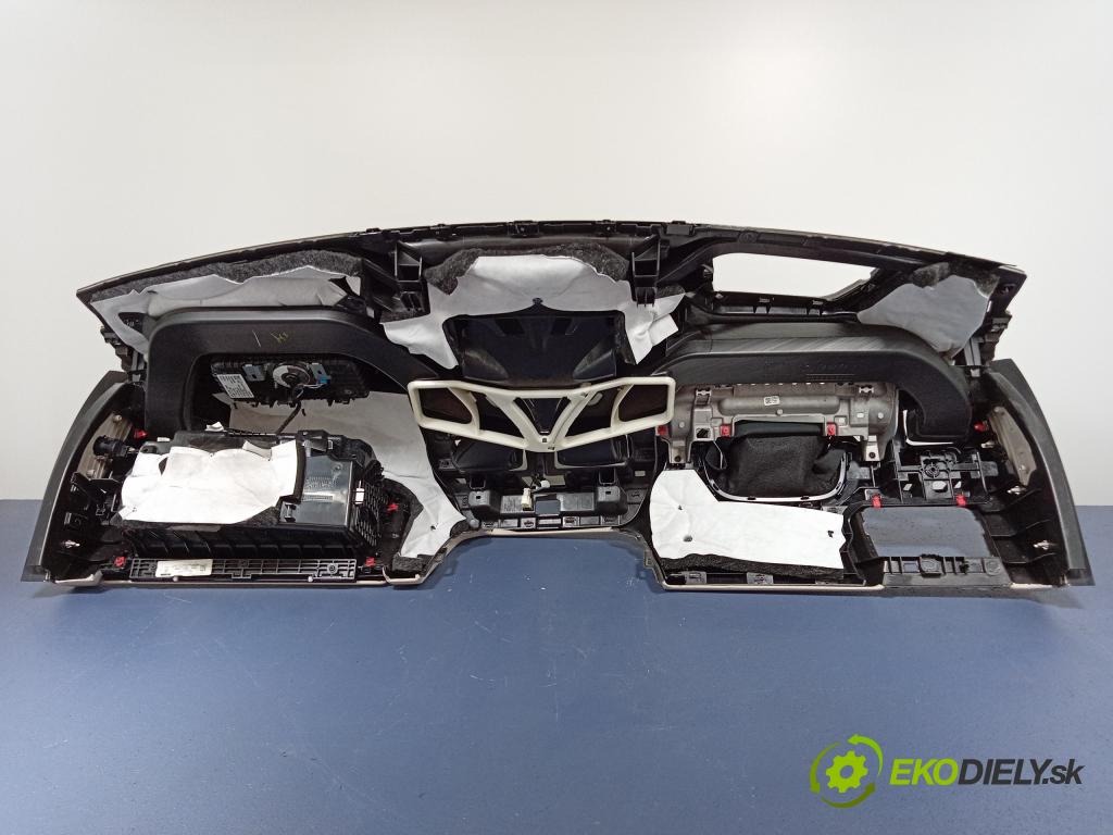Bmw X5 2020 kokpit,pristrojová doska Distribúcia: 9471886