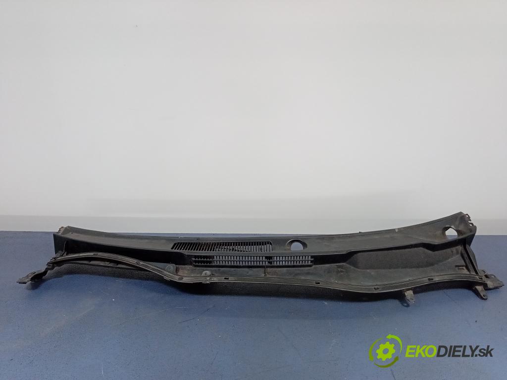 Lexus IS 2006 torpédo 55708-53060