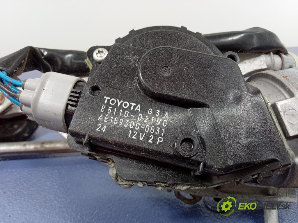 Toyota Auris 2012 mechanizmus motor: Stierače: Predná časť: 85110-02190