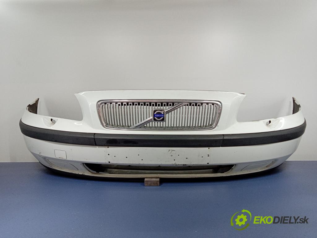 Volvo V70 2003 nárazník Přední 09484239