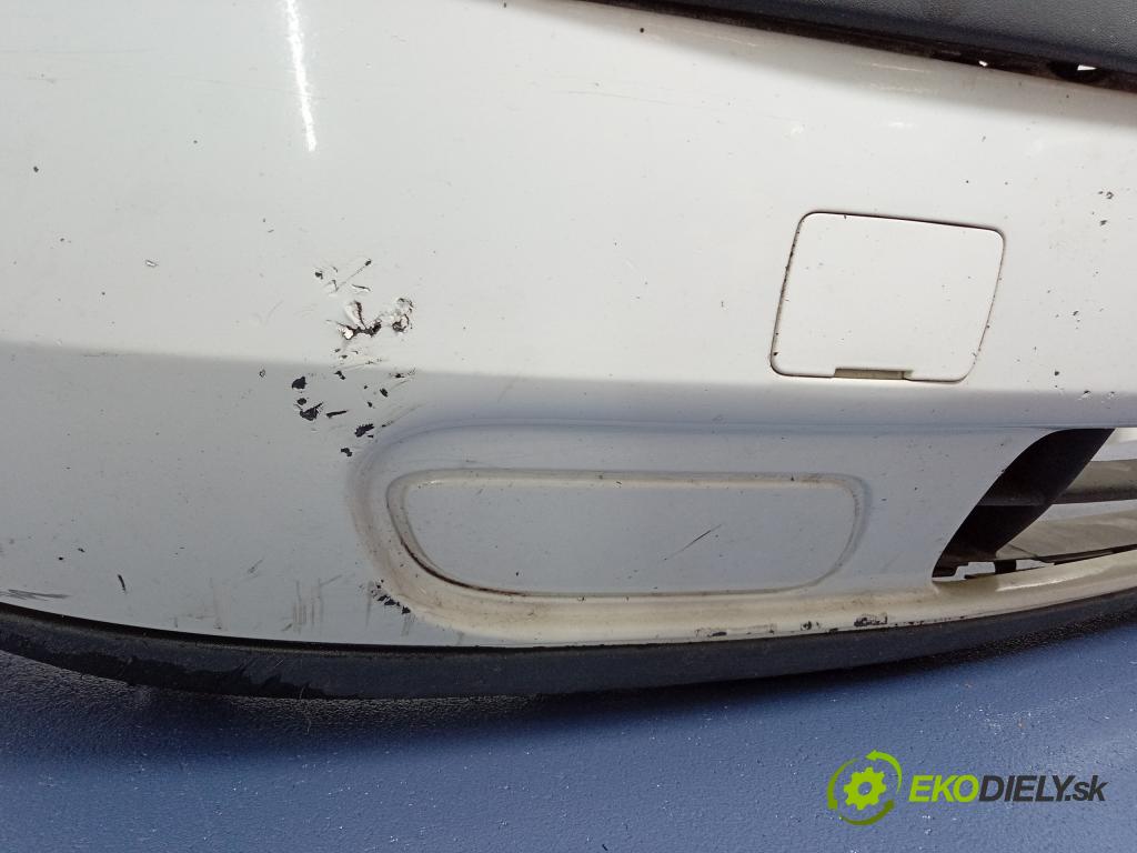 Volvo V70 2003 nárazník Přední 09484239